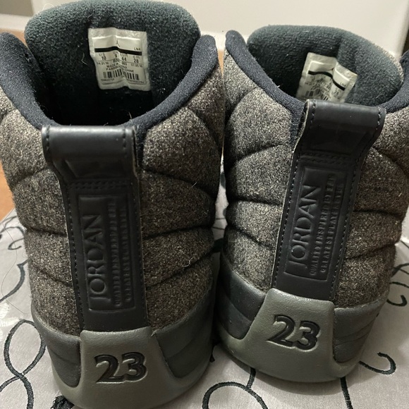 Air Jordan 12 wool and leather materials - Picture 4 of 7